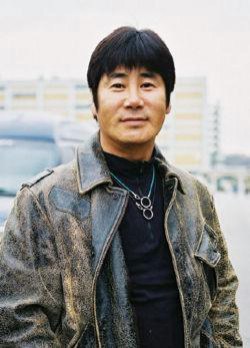 柳东根 Dong-geun Yun