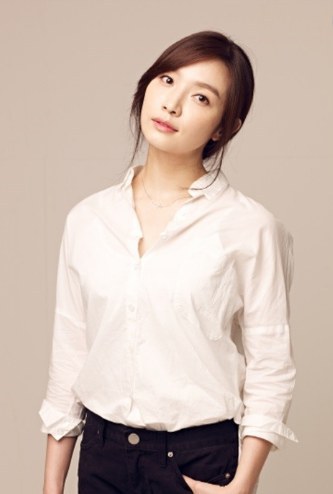 李敏英 Min-young Lee